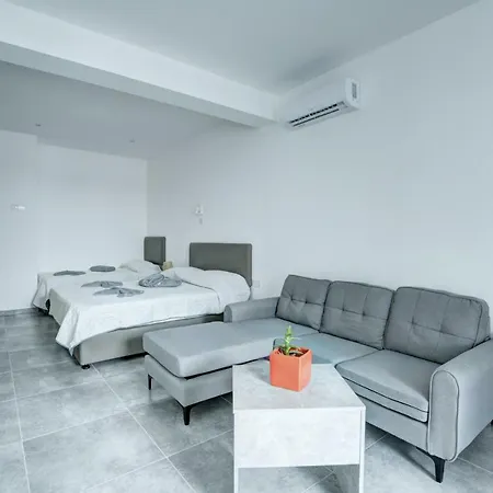 Apartment Center *